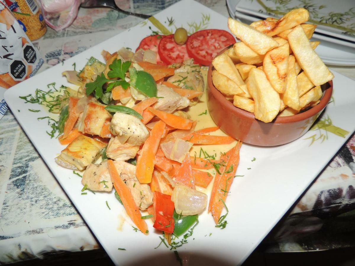 Hostal Dinosaurio Bed and Breakfast Torotoro Εξωτερικό φωτογραφία